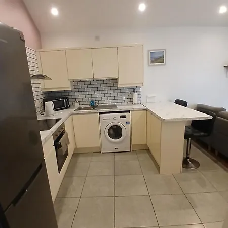 Self-Contained Bungalow Dublin Airport