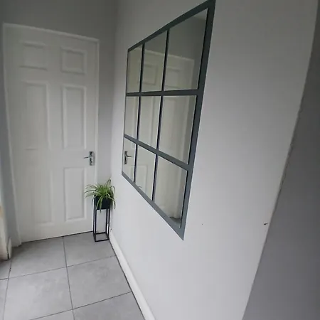 Apartment Self-Contained Bungalow Dublin Airport *